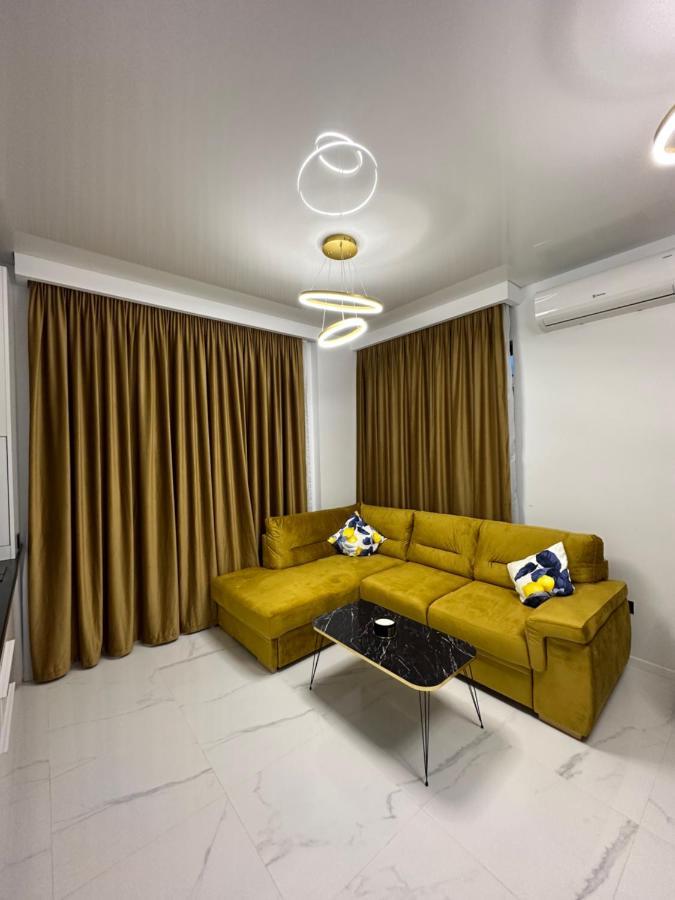 Studio303 By Allegio: Mamaia'S Seaside Luxury Near Finest Clubs & Beaches Eksteriør billede